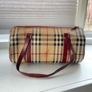🚀 MASTER SALE BURBERRY - Barrel Handbag